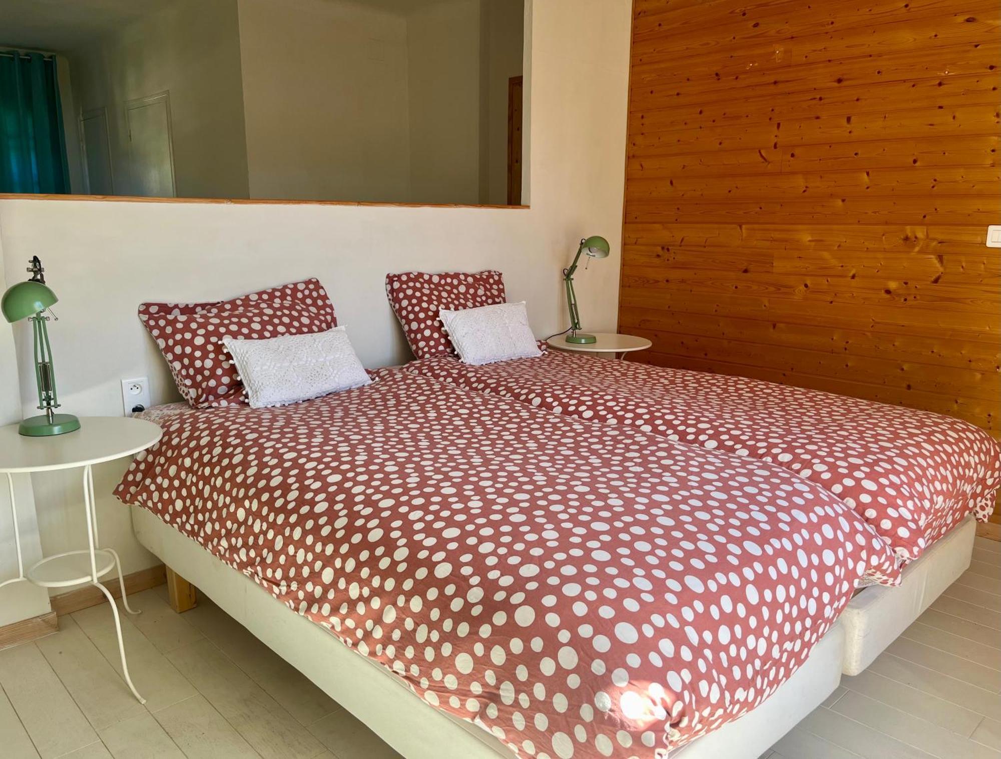 La Perle Des Montagnes - Bed And Breakfast - Chambre D Hote Верне-ле-Бен Екстер'єр фото
